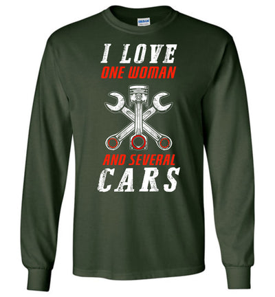 I LOVE ONE WOMAN AND SEVERAL CARS T-SHIRT