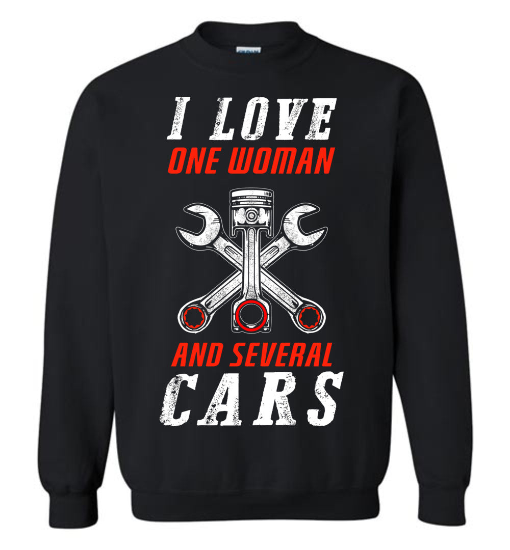 I Love One Woman and Several Cars, Car T Shirt for Men, Car Guy Gift Tee,  Car Enthusiast, Petrolhead Gift, Car Gifts for Men -  Israel